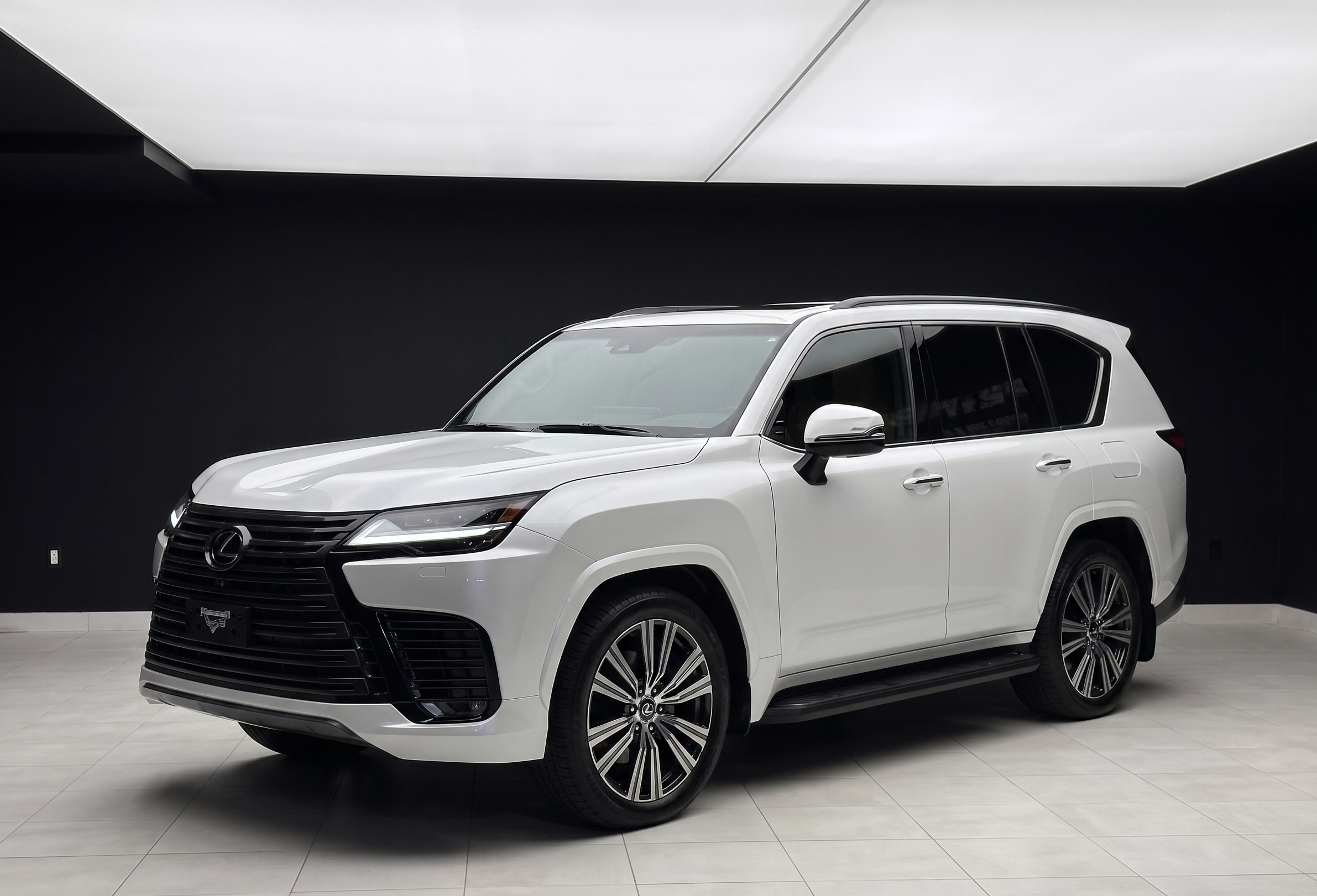 Lexus LX 700H